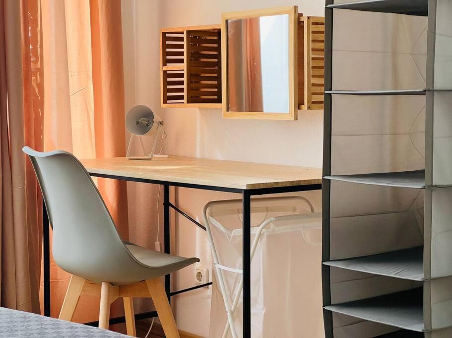 Zentrales Grosszuegiges Apartment Mit Dachterrasse! Bochum Ngoại thất bức ảnh
